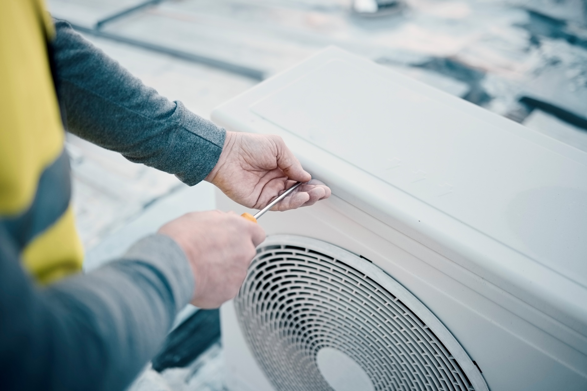 AC